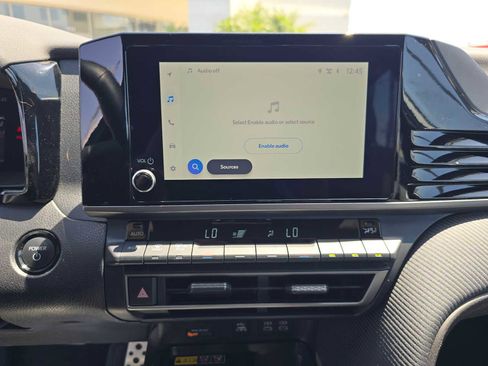 Certified 2025 Toyota Camry SE FWD image 27