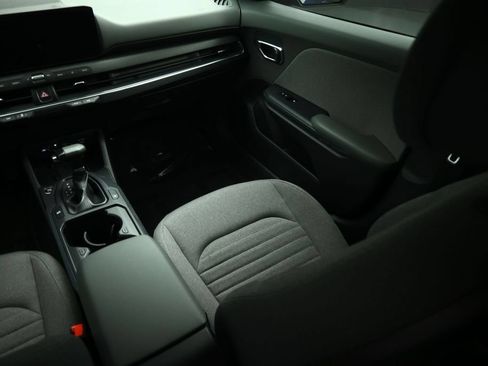 Certified 2025 Kia K4 EX FWD image 46