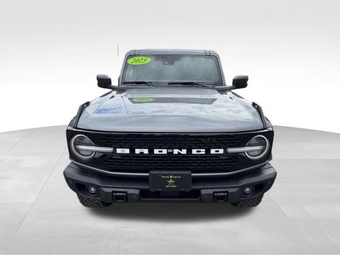 Used 2025 Ford Bronco Badlands AWD/4WD image 4