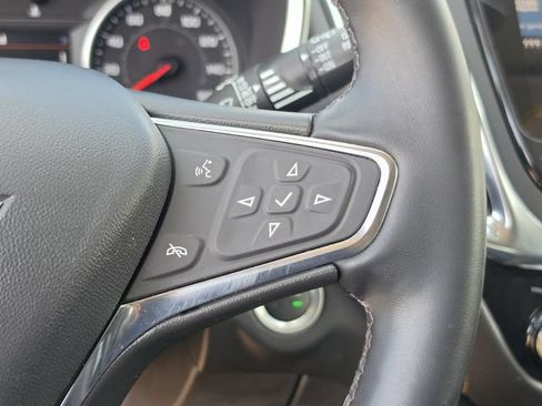 Used 2024 Chevrolet Equinox Premier FWD image 22