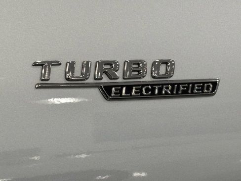 New 2026 Mercedes-Benz C 43 AMG 4MATIC Sedan image 6