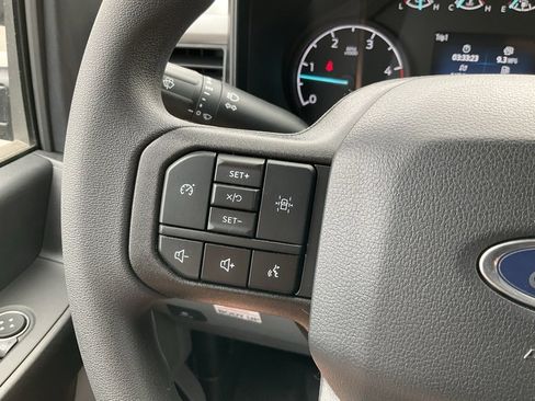 New 2024 Ford F550 4x4 Regular Cab Super Duty image 9