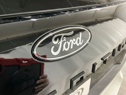 New 2026 Ford Expedition Platinum w/ Stealth Appearance Package image 5