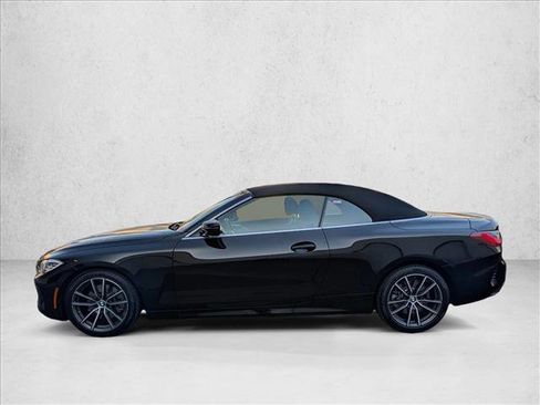 Used 2023 BMW 430i Convertible w/ Premium Package image 9