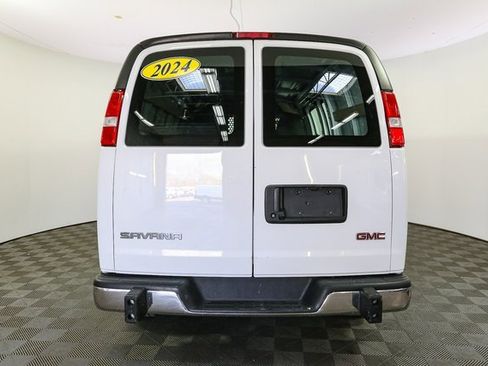 Used 2024 GMC Savana 2500 w/ Driver Convenience Package image 8