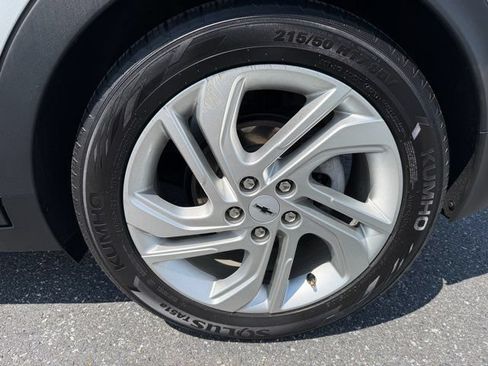Used 2023 Chevrolet Bolt LT w/ Driver Confidence Package FWD image 28