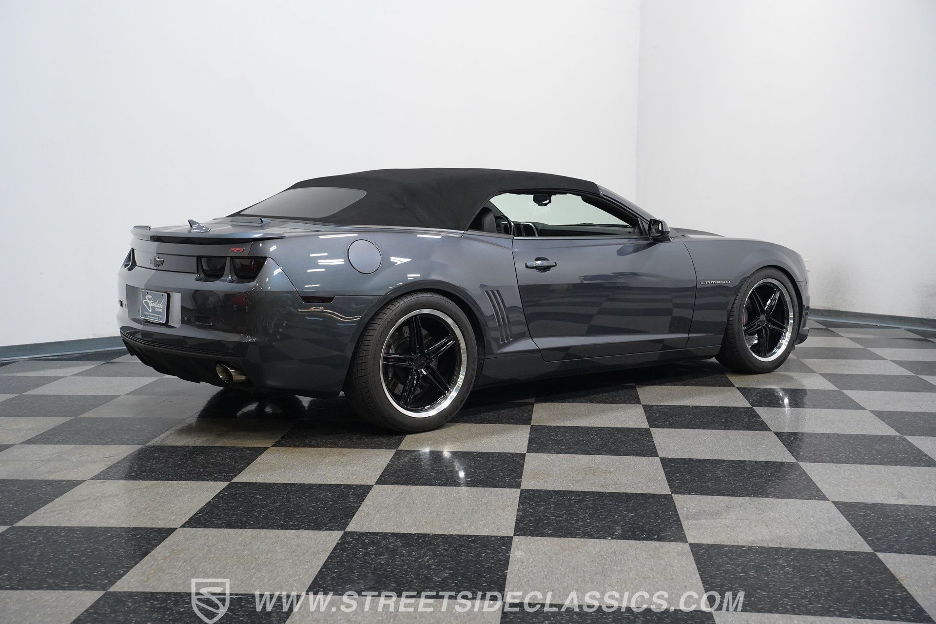 Used 2011 Chevrolet Camaro SS w/ RS Package RWD image 13