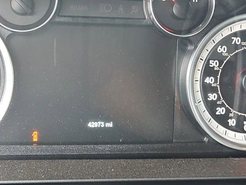 Used 2018 RAM 3500 SLT w/ Luxury Group image 6