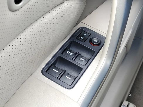 Used 2011 Acura RDX SH-AWD image 15