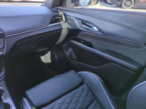 Certified 2024 Cadillac CT4 V Blackwing w/ Driver Assist Package image 17