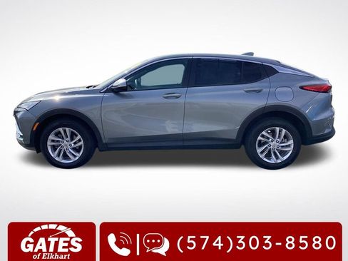 Used 2025 Buick Envista Preferred FWD image 5