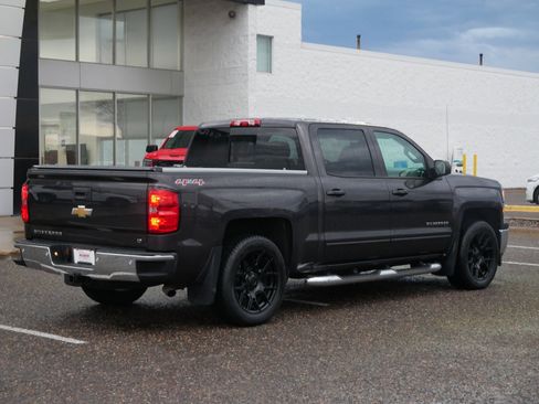 Used 2015 Chevrolet Silverado 1500 LT w/ LT Convenience Package image 3