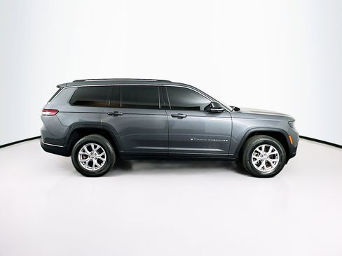 Used 2022 Jeep Grand Cherokee L Limited image 10