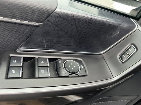 Used 2023 Ford F150 XLT w/ Equipment Group 302A High image 11