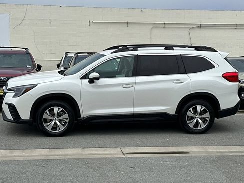 Used 2023 Subaru Ascent Premium w/ Convenience Package AWD/4WD image 7