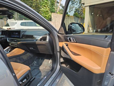 Used 2026 BMW X6 xDrive40i w/ Climate Comfort Package AWD/4WD image 12