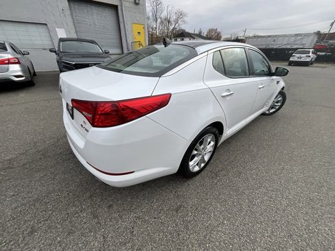 Used 2013 Kia Optima EX w/ Premium Pkg image 4