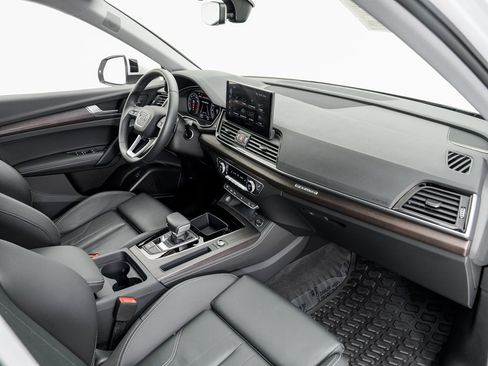 Certified 2025 Audi Q5 2.0T Premium Plus w/ Premium Plus Package image 21