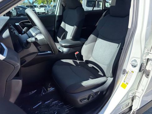 Used 2020 Toyota RAV4 XLE w/ Convenience Package FWD image 30