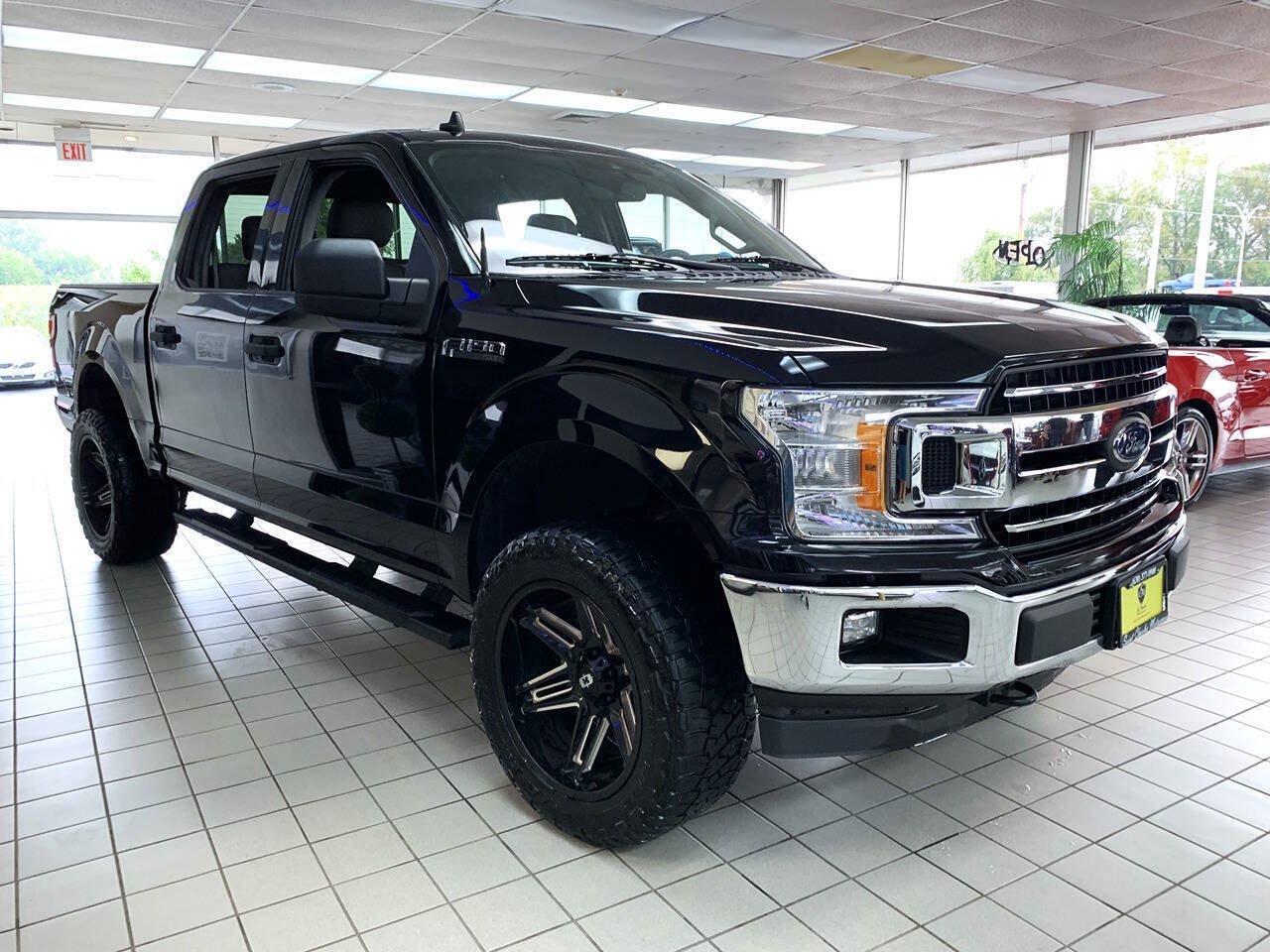Used 2020 Ford F150 XLT w/ Equipment Group 301A Mid AWD/4WD image 4