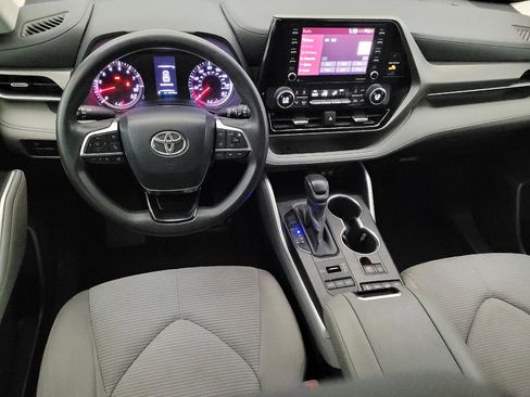 Used 2020 Toyota Highlander L AWD/4WD image 22