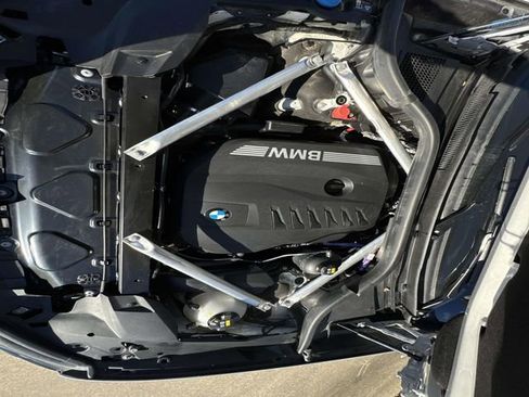 Used 2023 BMW X7 xDrive40i image 10