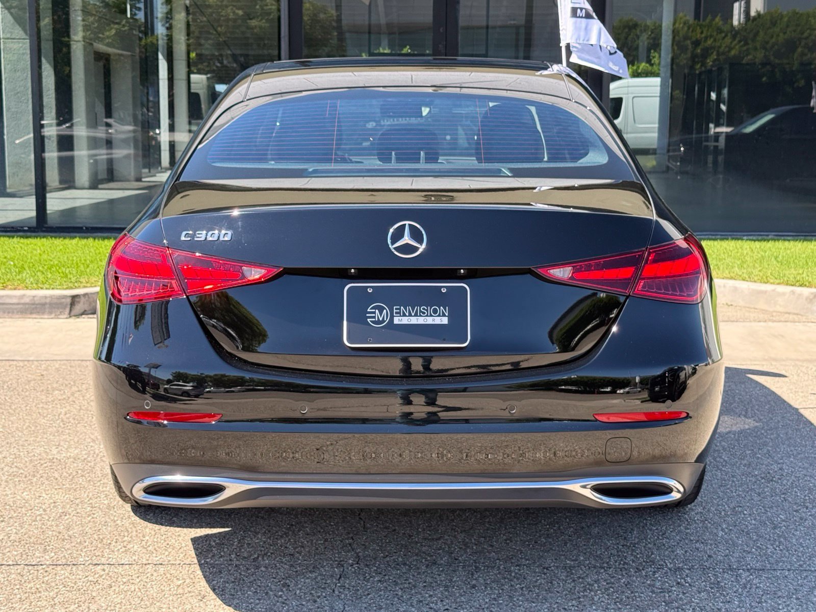 Used 2025 Mercedes-Benz C 300 Sedan image 13