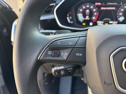 Used 2025 Audi Q3 2.0T Premium w/ Convenience Package image 24