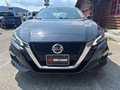 Used 2021 Nissan Altima 2.5 SV image 3