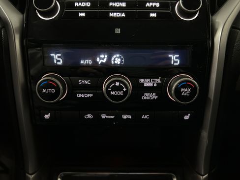 Used 2021 Subaru Ascent Premium w/ Convenience Package image 9