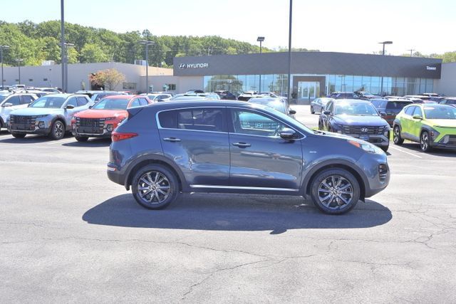 Used 2018 Kia Sportage EX w/ EX Sport Appearance Package AWD/4WD image 8