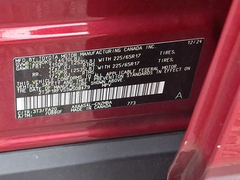 Certified 2025 Toyota RAV4 XLE AWD/4WD image 24