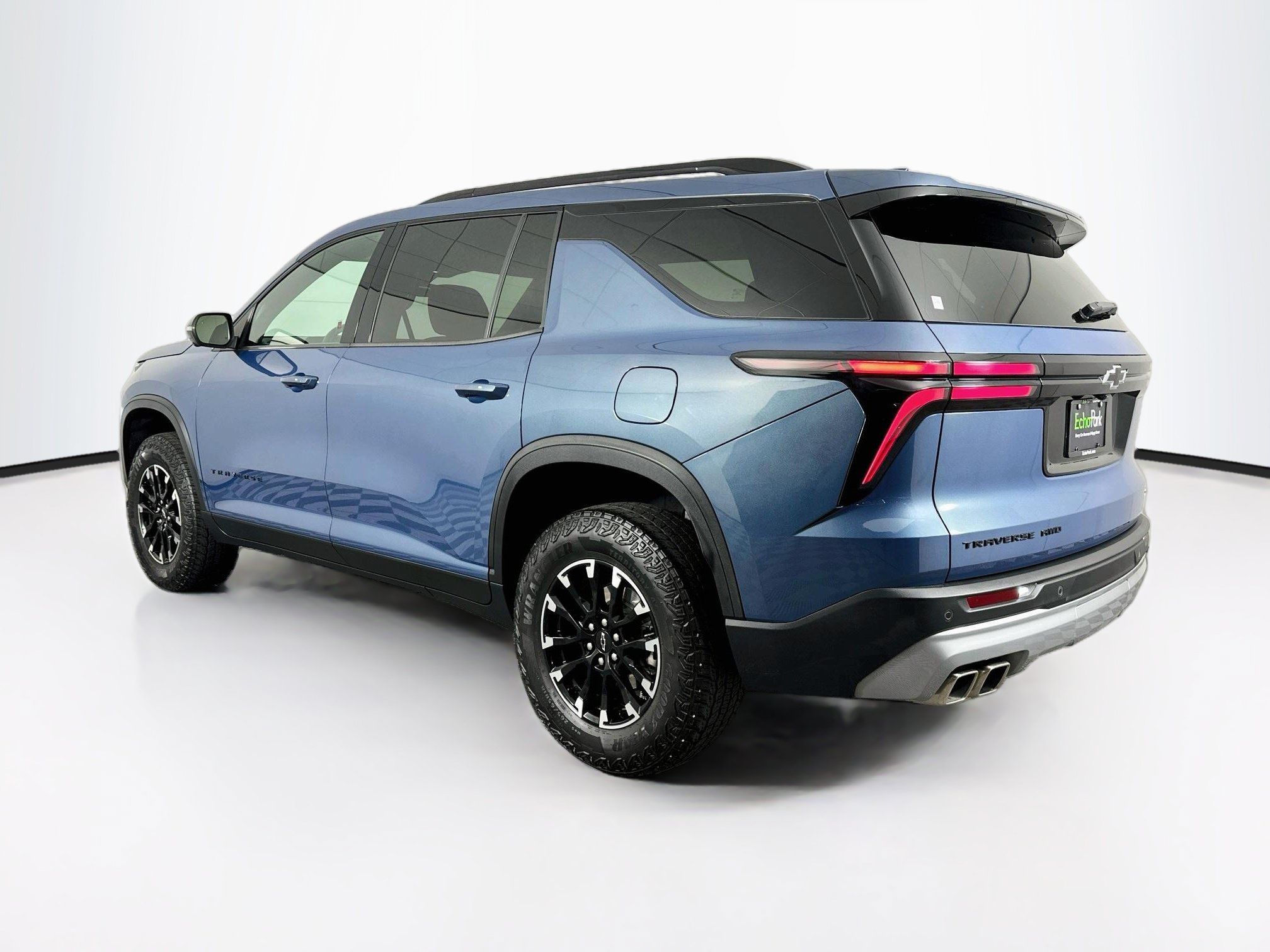 Used 2024 Chevrolet Traverse Z71 AWD/4WD image 5