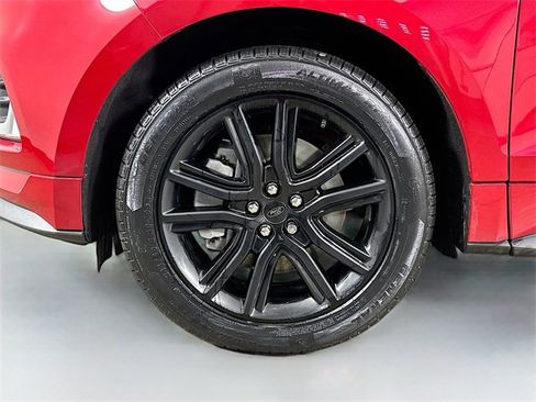Used 2022 Ford Edge ST-Line w/ Class II Trailer Tow Package image 14