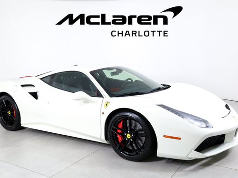 Used 2019 Ferrari 488 GTB RWD image 2