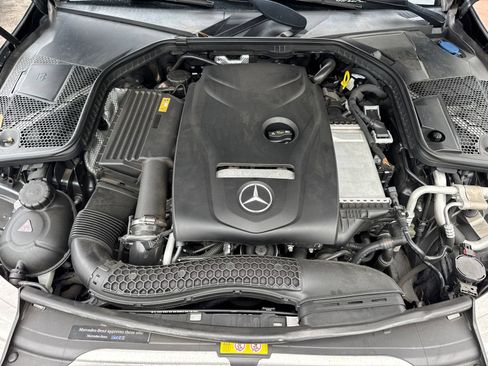 Used 2017 Mercedes-Benz C 300 Sedan image 6