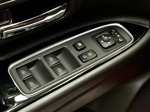 Used 2019 Mitsubishi Outlander SEL AWD/4WD image 14