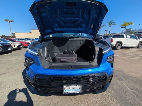 Certified 2025 Chevrolet Silverado EV RST image 31