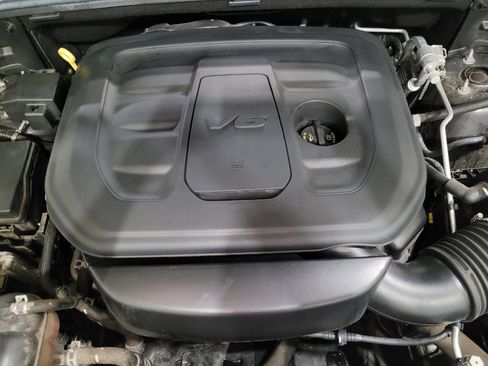 Used 2019 Jeep Grand Cherokee Limited AWD/4WD image 30