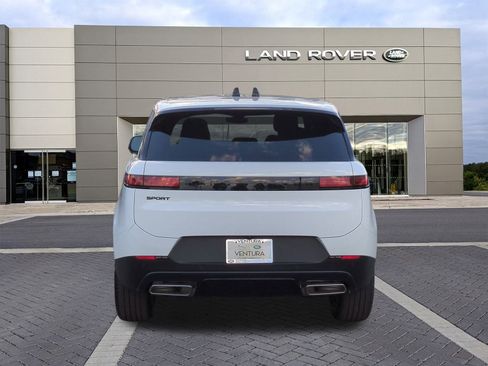 New 2025 Land Rover Range Rover Sport SE image 6