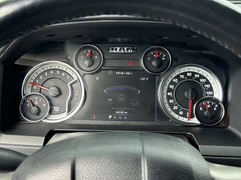 Used 2018 RAM 1500 Laramie w/ Convenience Group AWD/4WD image 16
