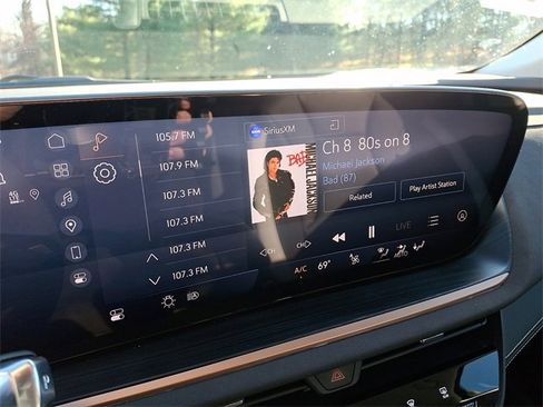 Certified 2025 Buick Envision Sport Touring image 16