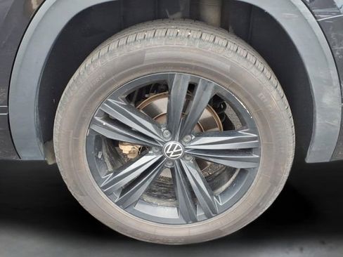 Used 2022 Volkswagen Atlas SEL R-Line image 30