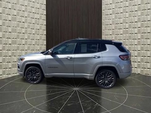 Certified 2022 Jeep Compass High Altitude AWD/4WD image 9