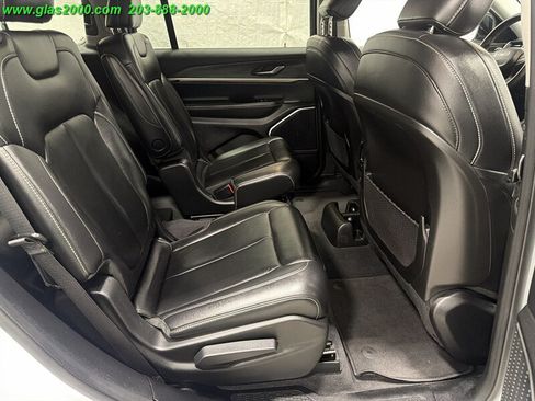 Used 2021 Jeep Grand Cherokee L Limited AWD/4WD image 10