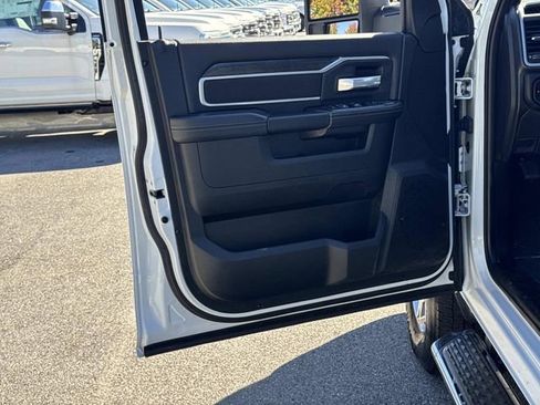 Certified 2024 RAM 2500 Big Horn image 14