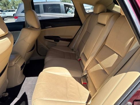Used 2012 Honda Crosstour EX-L image 4