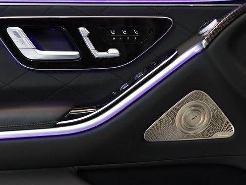 Used 2023 Mercedes-Benz S 580 S 580 w/ AMG Line image 3