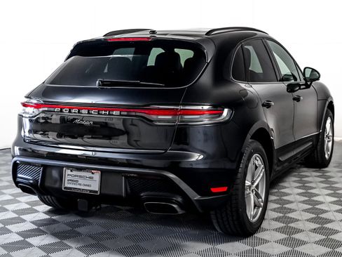 Certified 2025 Porsche Macan image 10