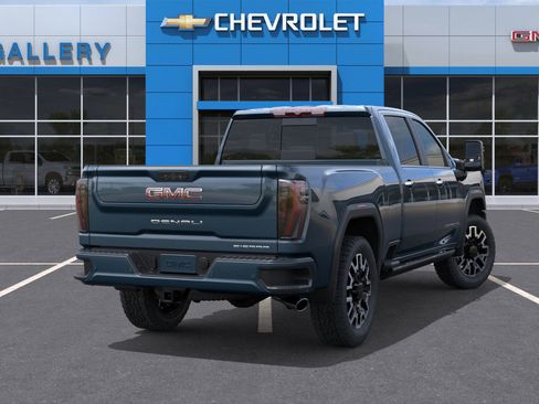 New 2026 GMC Sierra 2500 Denali w/ Denali Reserve Package image 5